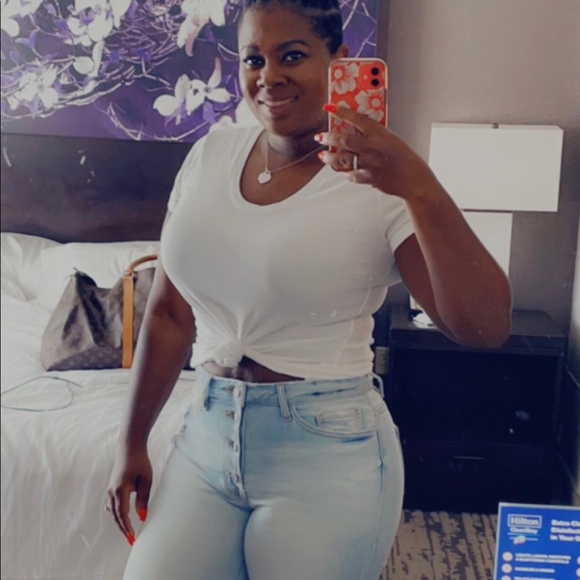 😉About me - your Posher!!!😘 - Picture 8 of 12